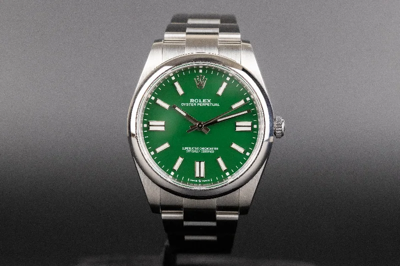 Rolex<br>124300 Oyster Perpetual 41mm Green Dial